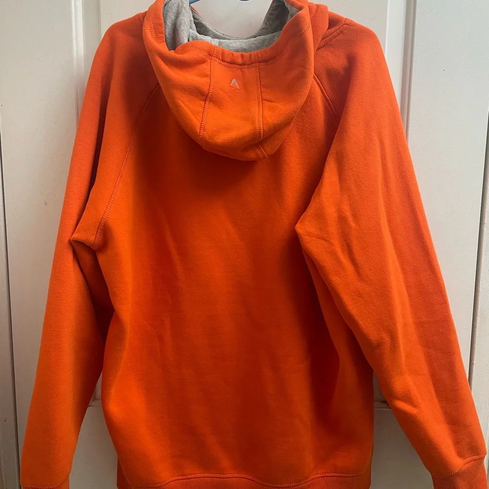 NY Knicks Vibrant Orange Hoodie - Picture 3 of 4